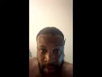 Chaturbate Nude Webcam of getitdaddyplease