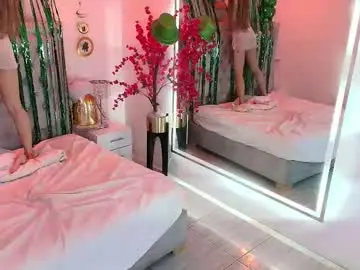 Chaturbate Nude Webcam of juliieta_gray