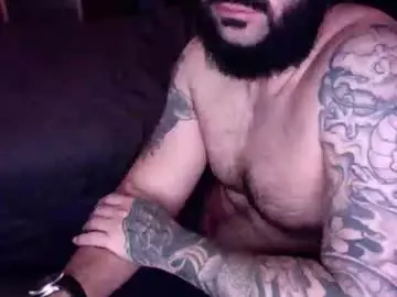 Chaturbate Sex Chat of tattooedandbearded22