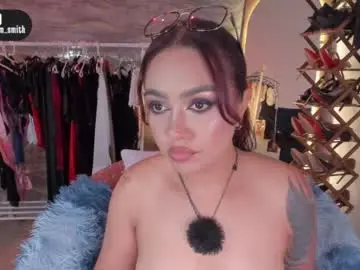 Chaturbate Live Sex Cam of smi_samara