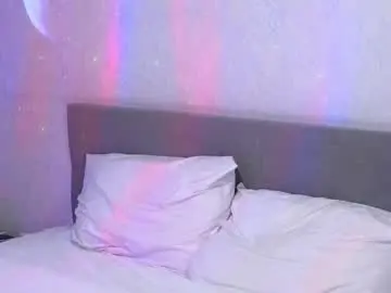 Chaturbate Live Sex Cam of larine_morgan
