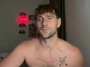 Chaturbate Live Sex Cam of lukegunn22