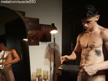 Chaturbate Live Sex Cam of metatron_muscle