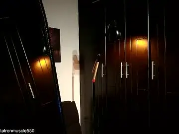 Chaturbate Live Sex Cam of metatron_muscle