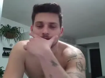 Chaturbate Adult Video Chat of roberto_twink1