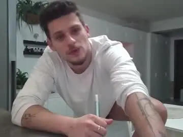 Chaturbate Watch Live Sex Cams of roberto_twink1