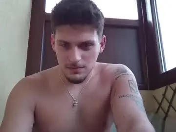 Chaturbate Live Porn of roberto_twink1