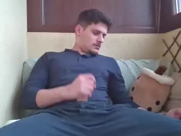 Chaturbate Live Porn of roberto_twink1