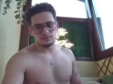 Chaturbate Sex Cam of roberto_twink1
