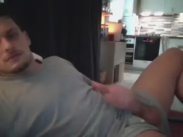 Chaturbate Best live sex cam show of roberto_twink1