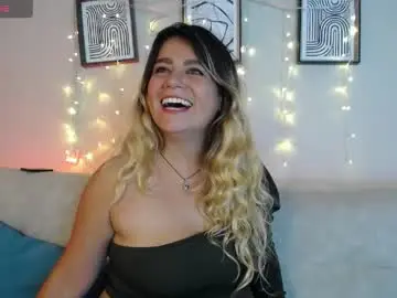 Chaturbate Nude Webcam of sweet_bella_valery_