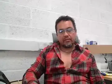 Chaturbate Adult Video Chat of edwill13