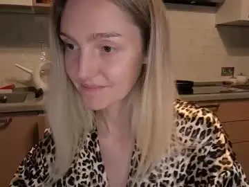 Chaturbate Private Sex Chat of elyrasnarl