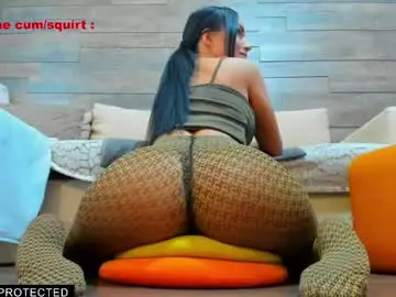 Chaturbate Adult Video Chat of krisi_kiss