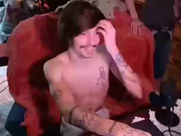 Chaturbate Free Porn Cam of str8whiteboy21