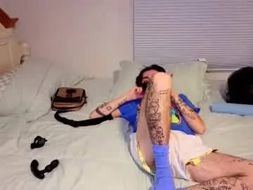 Chaturbate Free Live Porn of str8whiteboy21