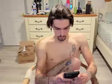 Chaturbate Free Porn Cam of str8whiteboy21