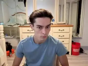 Chaturbate Nude Webcam of str8whiteboy21