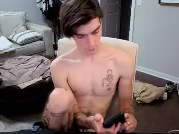 Chaturbate Free Porn Cam of str8whiteboy21