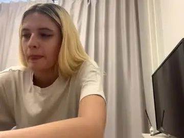 Chaturbate Live Sex Cam of delindaferebee