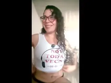 Chaturbate Adult Webcam of mia_velvet1