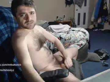 Chaturbate Live Sex Cam of akabutt