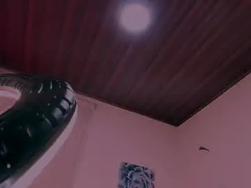 Chaturbate Watch Live Sex Cams of candle_lz