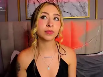 Chaturbate Nude Webcam of cloe_martinez_