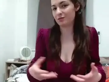 Chaturbate Live Sex Cam of elodiecoquine1