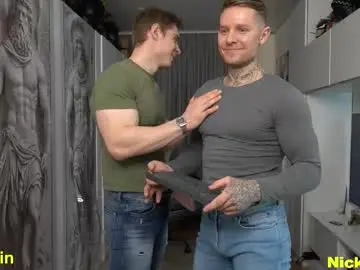 Chaturbate Live Porn of nick_howlenxx