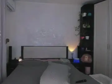 Chaturbate Adult Video Chat of ariellaallure