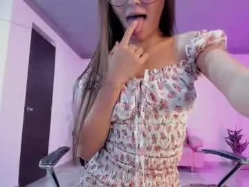 Chaturbate Nude Webcam of cute_fox_1