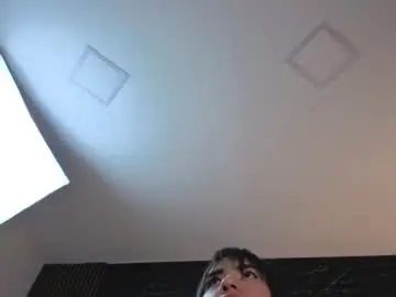 Chaturbate Free Porn Cam of diosaa_golden