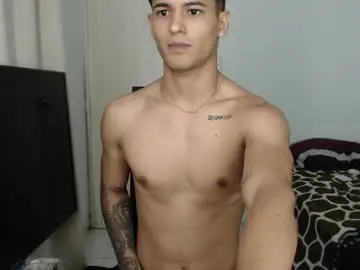 Chaturbate Free Live Porn of alex_mojica