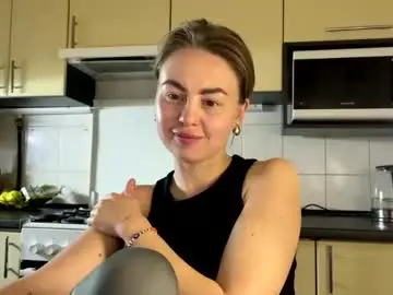 Chaturbate Nude Webcam of martaluna_