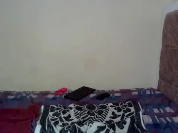 Chaturbate Live Sex Cam of pengcaramell2