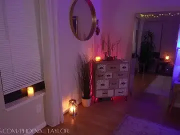 Chaturbate Nude Webcam of phoenix_taylor