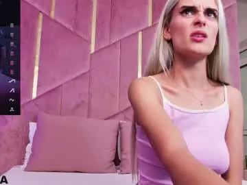 Chaturbate Live Porn of selenadaze