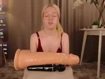 Chaturbate Live Sex Cam of tinastevenson