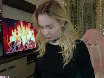 Chaturbate Watch Live Sex Cams of xxxhoneyxx