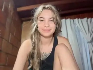 Chaturbate Live Sex Cam of camii19y