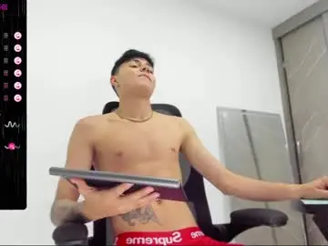 Chaturbate Live Sex Cam of jack_carrington