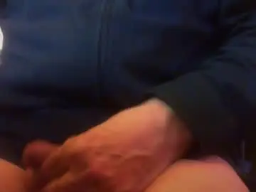 Chaturbate Live Sex Cam of maturedaddi