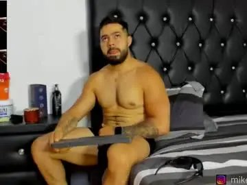 Chaturbate Best live sex cam show of mikeblaree
