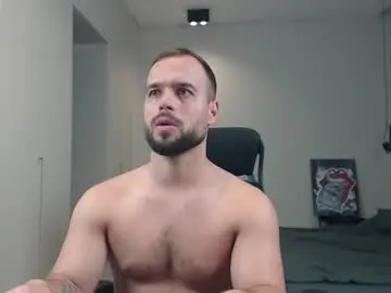 Chaturbate Live Sex Cam of sandro_best