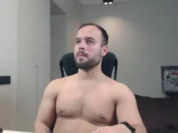 Chaturbate Live Sex Cam of sandro_best