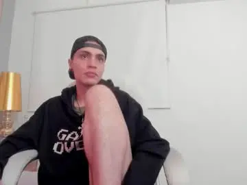 Chaturbate Best live sex cam show of dark_sun333