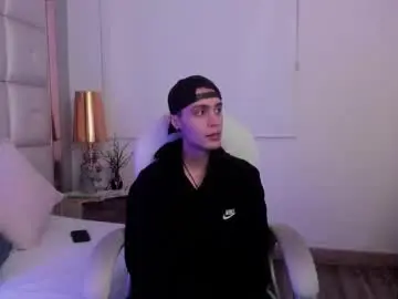 Chaturbate Nude Webcam of dark_sun333
