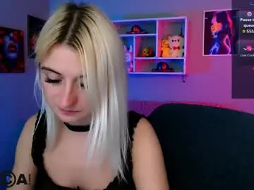 Chaturbate Live Sex Cam of melisa_white1