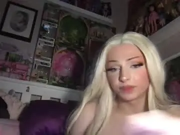 Chaturbate Live Sex Cam of pr1ncesswand